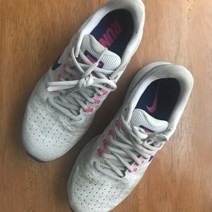 Nike Zoom Vomero 13 Women’s Running Shoe